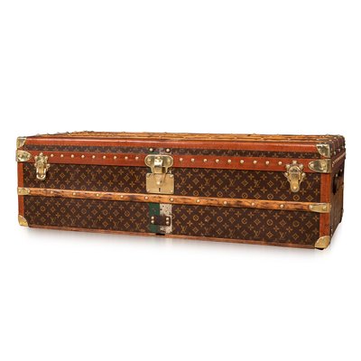 Antique French Cabin Trunk in Louis Vuitton, 1910 for sale at Pamono
