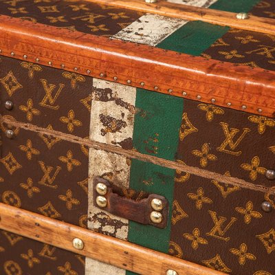 Antique French Cabin Trunk from Louis Vuitton, 1910 for sale at Pamono