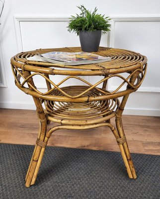 Italienischer runder Couchtisch aus Bambus & Rattan, 1960er bei Pamono  kaufen