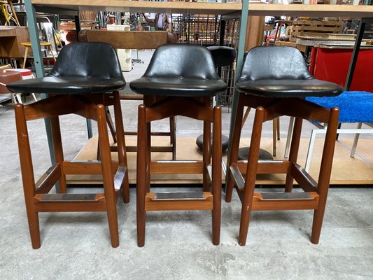 Sillas de 64 Arne Vodder para Sibast Mobler, años 50. Juego de 3 en venta en Pamono