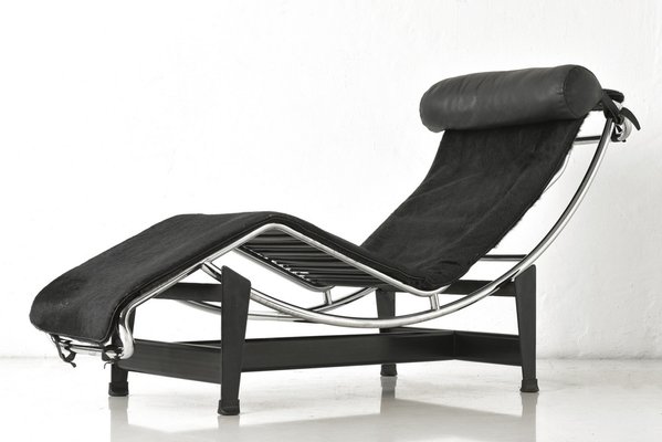 LC4 Recliner by Le Corbusier, Charlotte Perriand & Pierre Jeanneret for  Cassina, Italy