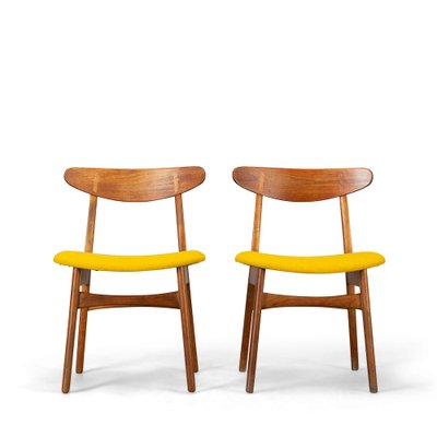 Ch30 Dining Hans J. Wegner Carl Hansen & Son, 1950s, Set of 2 for sale Pamono