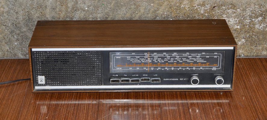 RF412 Radio from Grundig, 1977 for sale at Pamono