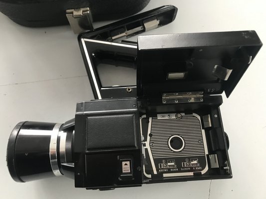 Japanese Revue S8 Deluxe Camera with Case, 1960s for sale at