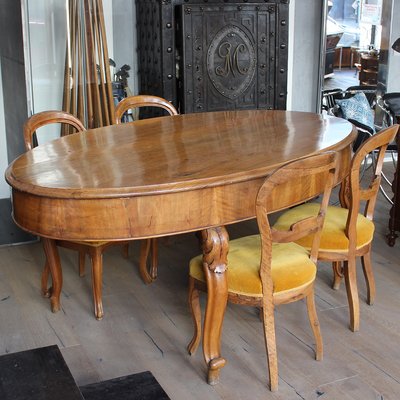 Oval table and chairs on sale for sale
