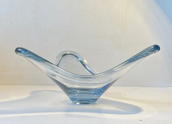Skandinavische moderne blaue Glasschale von Per Lütken für Holmegaard, 1960er bei Pamono kaufen