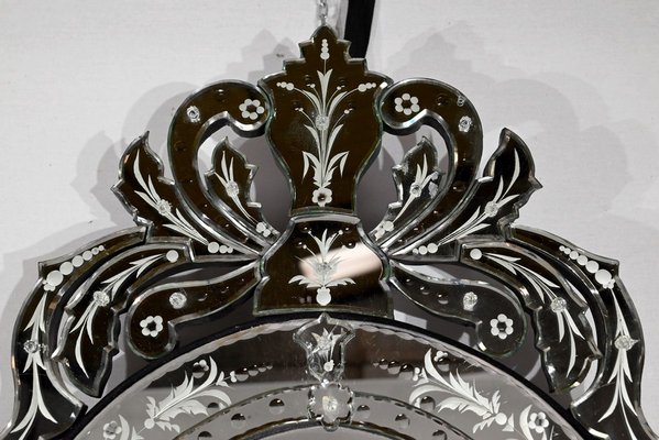 Venetian Oval Mirror, 1940s for sale at Pamono