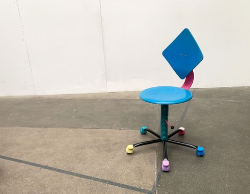 Post modern desk chair deals