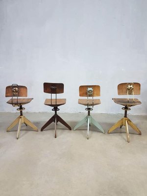 Cool vintage chairs deals