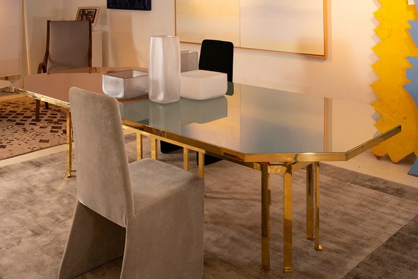 Holo the modern coffee table in Murano glass and gold