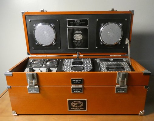 Vintage Stéréo Lecteur Radio Cassette De 80 Isolées Banque D