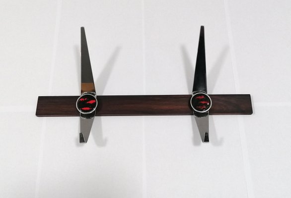 Ceramic outlet coat rack