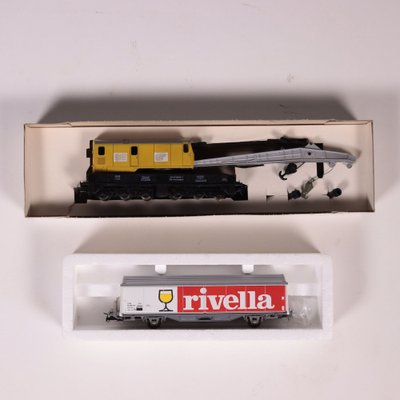 Roco HO Train Set in Metal Austria 1980s Set of 43