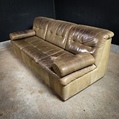 1970s couch outlet