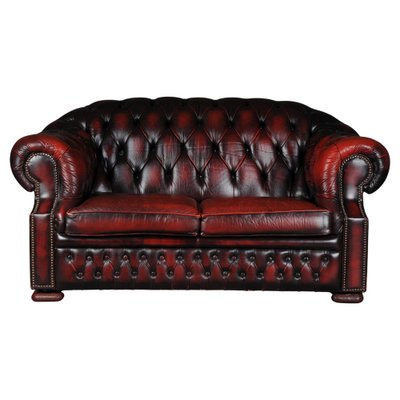 grube Vejfremstillingsproces Tahiti English 2-Seater Chesterfield Sofa in Leather for sale at Pamono