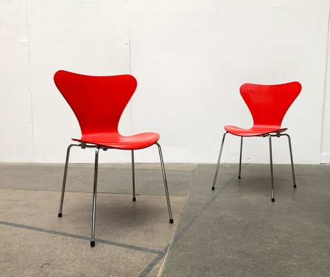 Model 3107 Chairs by Arne Jacobsen for Fritz Hansen Denmark 1997 Set of 2