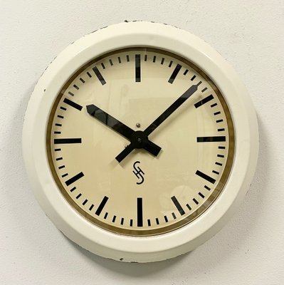 Beige Industrial Factory Wall Clock from Siemens, 1950s for sale at Pamono
