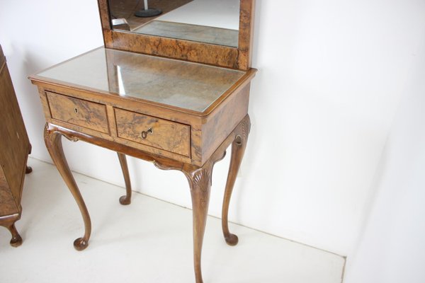 Antique makeup vanity with mirror deals