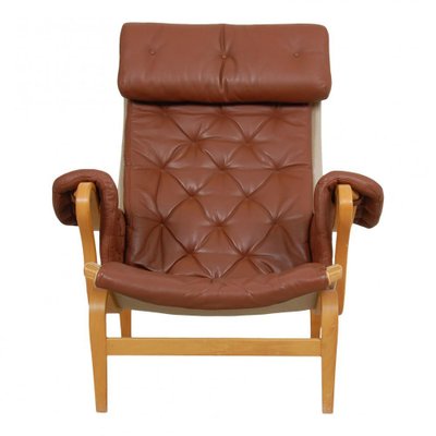 Pernilla 2024 chesterfield sofa