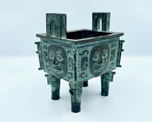 Chinese Archaistic Style Bronze Ritual Vessel Chinese Archaistic Style Bronze Ritual Vessel