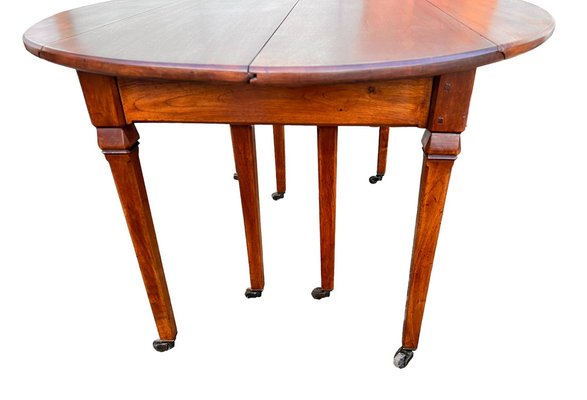 https://cdn20.pamono.com/p/g/1/5/1508008_znndtjziu1/large-18th-century-banquet-table-in-walnut-8.jpg