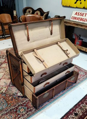 Vintage Travel Trunk, 1940s for sale at Pamono