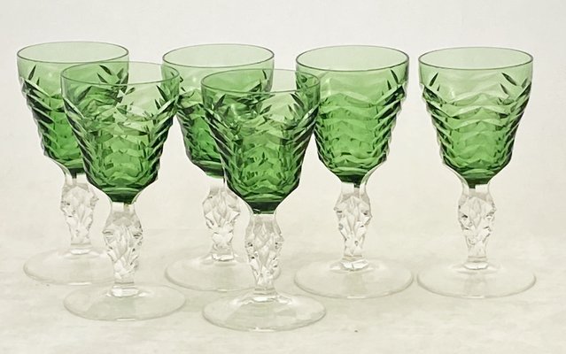 https://cdn20.pamono.com/p/g/1/5/1519488_vlf5v45e73/lead-crystal-wine-glasses-with-odo-pattern-by-w-j-rozendaal-set-of-6-1.jpg