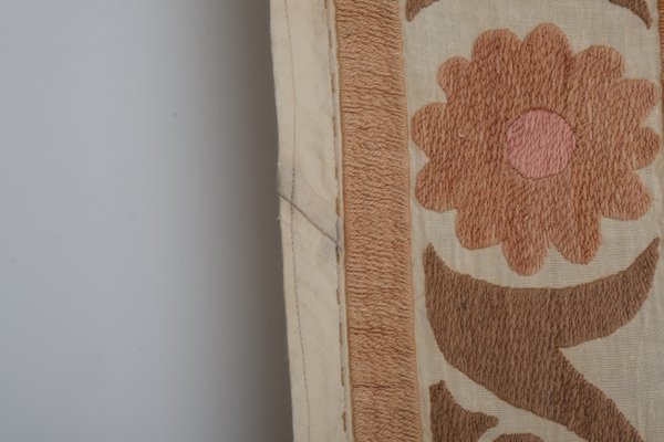 Neutral color tapestry hot sale