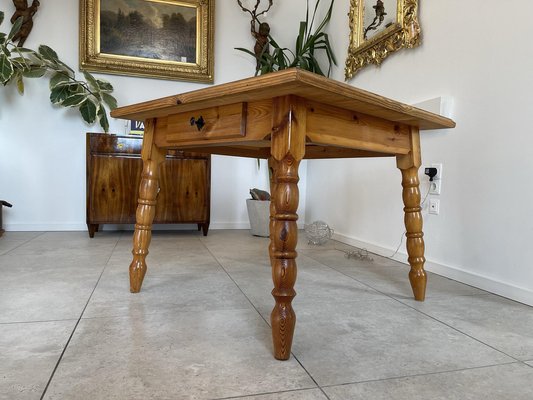 Farmers Side Table in Pine for sale at Pamono
