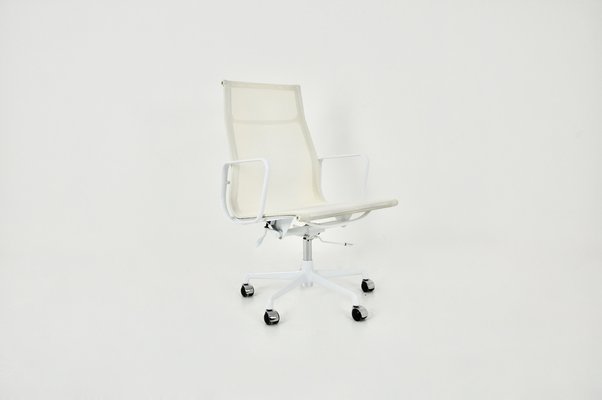 Sedia da scrivania bianca di Charles & Ray Eames per ICF / Herman