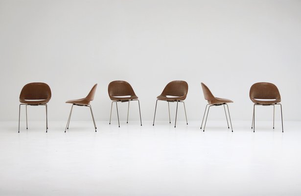 Leons chair deals
