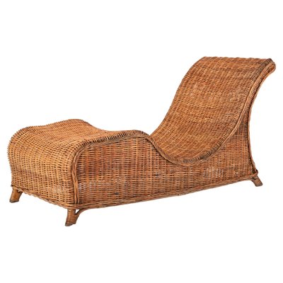 Wicker chaise deals