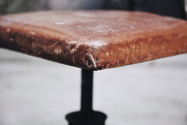 American Industrial Leather Swivel Chair, 1930s for sale at Pamono