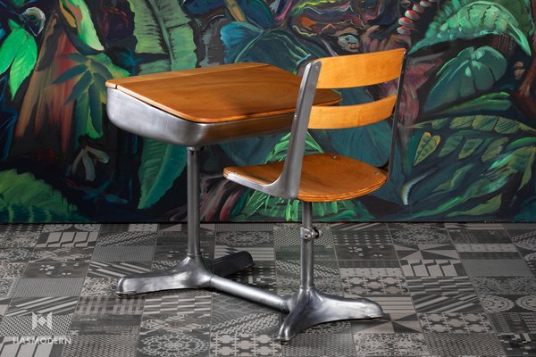Desk and chair set sale outlet