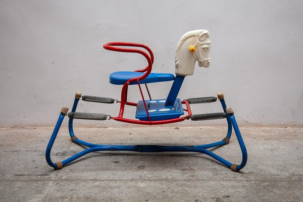 Cheval à bascule pour enfant