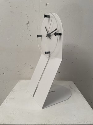 Orologio da tavolo in metallo laccato bianco di Gaspare, anni '80 in  vendita su Pamono
