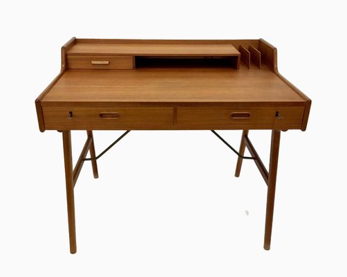 Modernist Storage Desk (56)