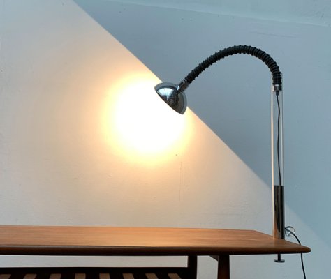 Flexible online clamp lamp