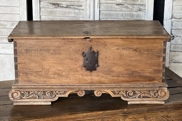 Early French Trunk