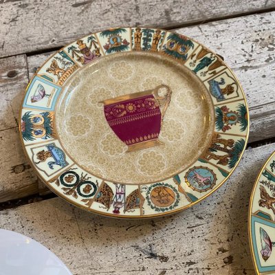 Italian Porcelain Mural Plates by Gucci, 1980s, Set of 4 for sale at Pamono