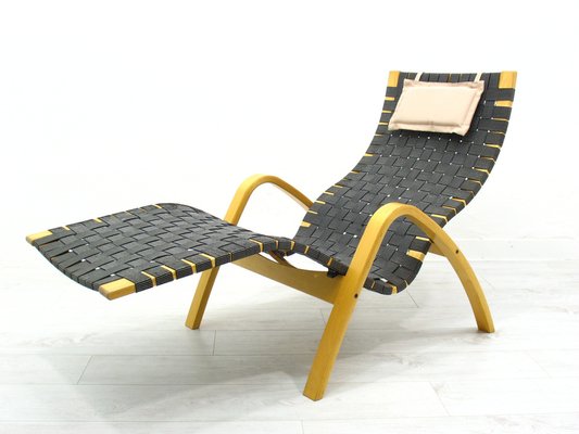 Vintage chaise lounge on sale chair
