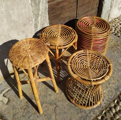 tenda vintage in lino con ricami ad uncinetto e filet