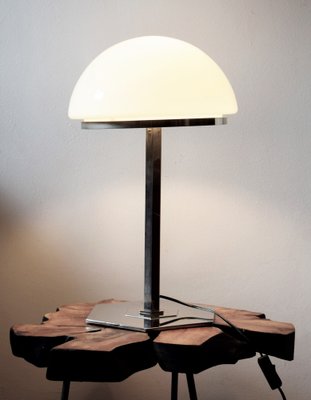 Nouveau 2024 table lamp