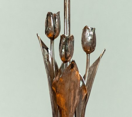 Lampada da tavolo placcata in argento con tre tulipani e paralume in  velluto a forma di diabolo, 1965 in vendita su Pamono
