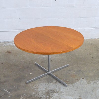 Round Vintage Coffee Table For At Pamono Round Vintage Coffee Table For At