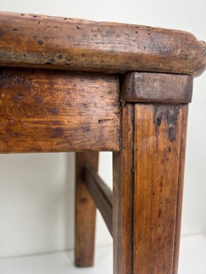 Petite table d'appoint rustique