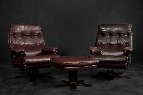 Set of Mid-Century Scandinavian Modern Brown Leather Executive