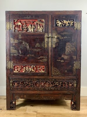 Antique Chinese Lacquered Cabinet for sale at Pamono