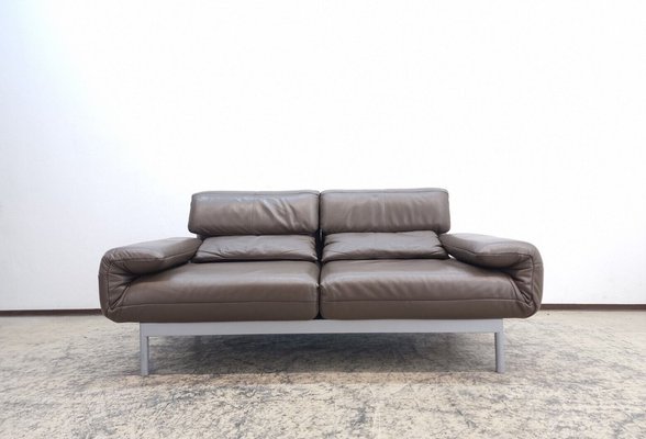 Eentonig Aantrekkelijk zijn aantrekkelijk Anekdote Brown Leather Plura Two-Seater Sofa from Rolf Benz for sale at Pamono