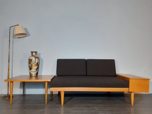 Orwegisches Mid-Century Daybed Sofa Svanette Modell aus Eiche & grauem  Stoff von Ingmar Relling got Ekornes, 1960er bei Pamono kaufen